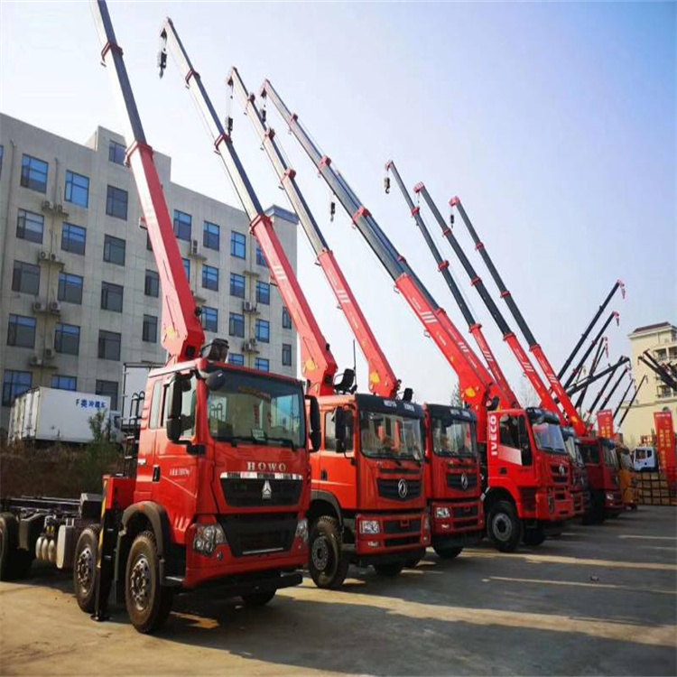 利津县租专业吊车电话